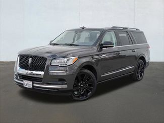 Used 2024 Lincoln Navigator L Black Label AWD/4WD video 1
