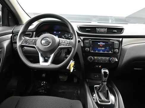 Used 2019 Nissan Rogue Sport S w/ Appearance Package FWD image 19