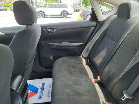 Used 2019 Nissan Sentra S FWD image 9