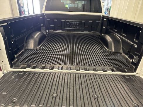 Used 2024 Chevrolet Silverado 2500 LT w/ Convenience Package AWD/4WD image 8