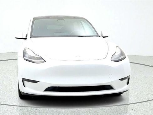 Used 2023 Tesla Model Y Long Range AWD/4WD image 2