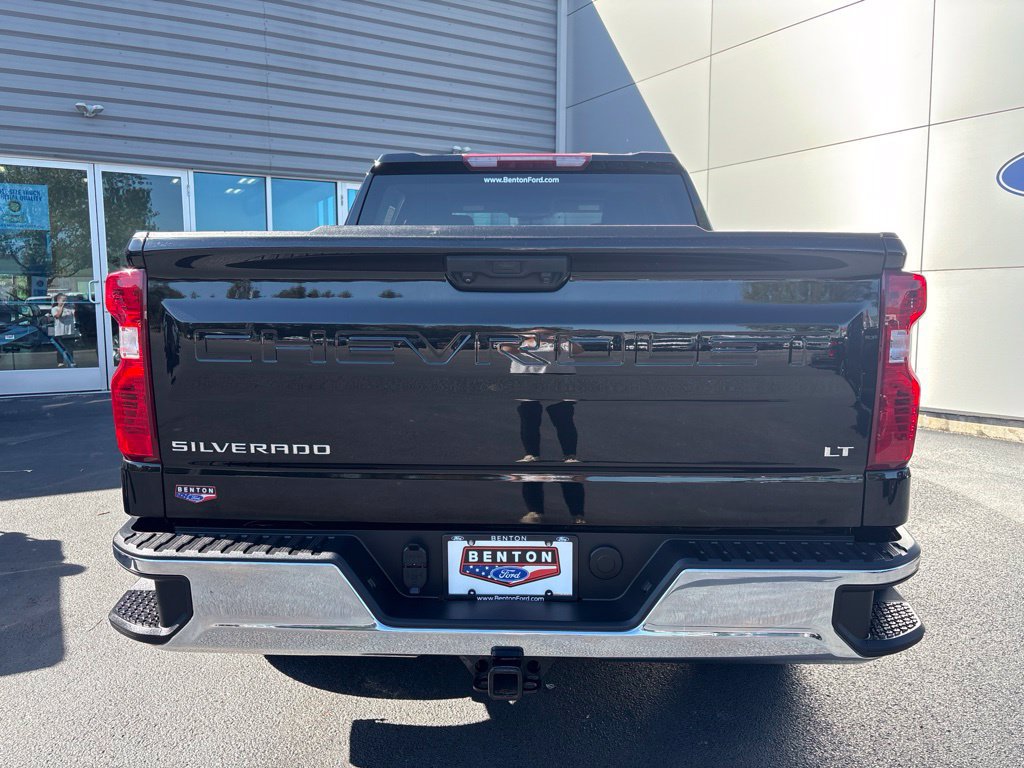 Used 2025 Chevrolet Silverado 1500 LT AWD/4WD image 8
