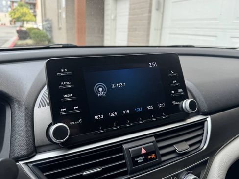 Used 2020 Honda Accord LX image 23