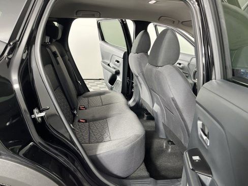 Used 2025 Nissan Kicks SV FWD image 37