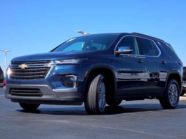 Certified 2023 Chevrolet Traverse LT FWD image 12