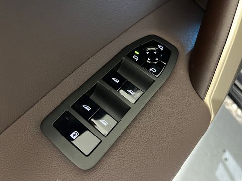 New 2026 BMW iX xDrive60 w/ Executive Package image 12