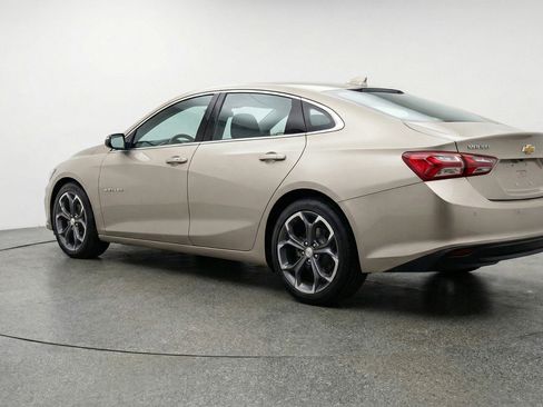 Used 2024 Chevrolet Malibu LT image 6