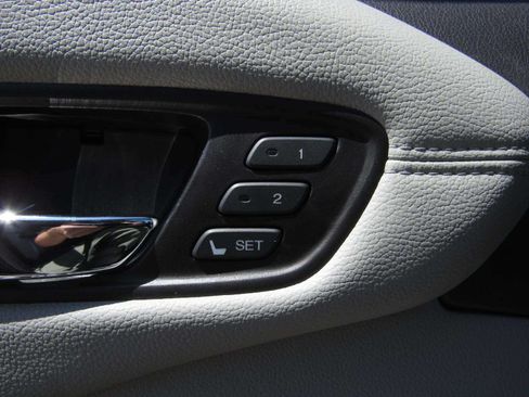 Certified 2018 Acura RDX w/ Advance Package FWD image 25