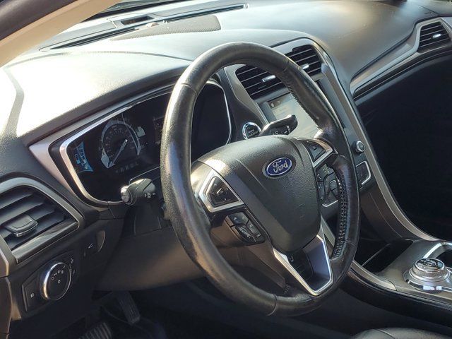 Used 2017 Ford Fusion Energi SE FWD image 7