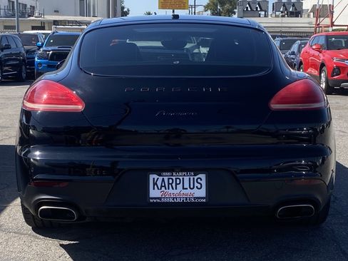 Used 2016 Porsche Panamera image 8