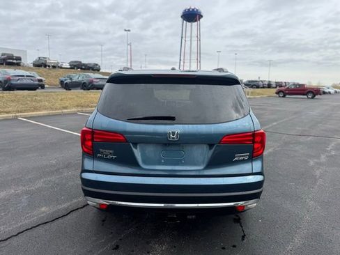 Used 2017 Honda Pilot Touring image 4