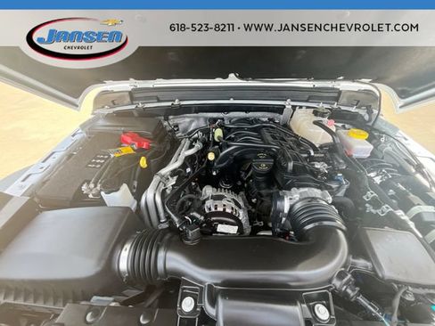 Used 2024 Jeep Wrangler Unlimited Sport AWD/4WD image 29
