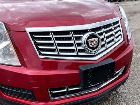 Used 2016 Cadillac SRX Luxury FWD image 34