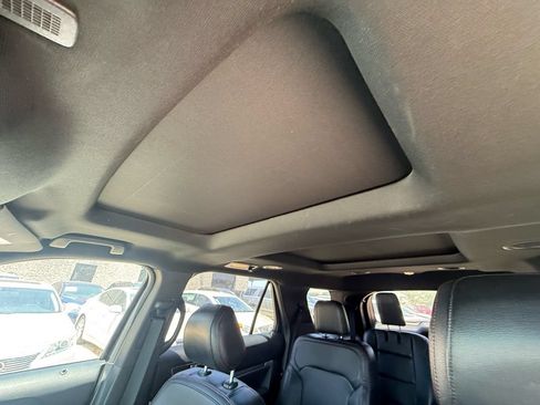 Used 2016 Ford Explorer Sport w/ Equipment Group 401A AWD/4WD image 12