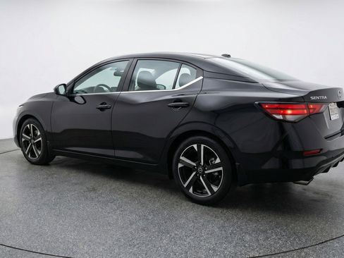 Used 2025 Nissan Sentra SV FWD image 6