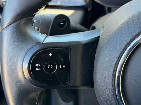 Used 2023 MINI Cooper S image 22