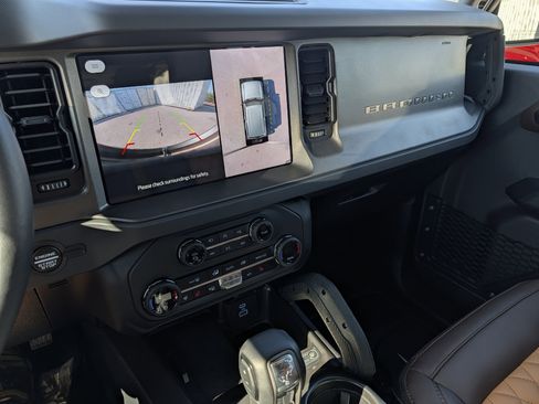 New 2025 Ford Bronco Badlands image 78