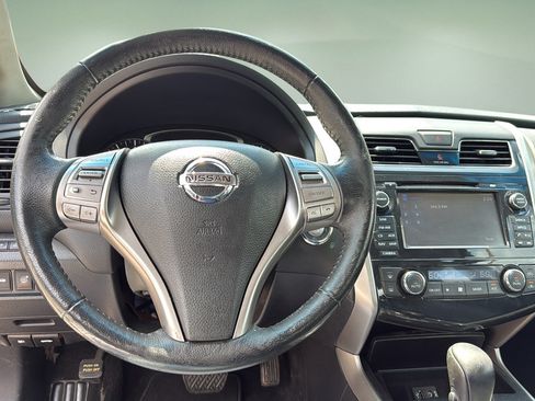 Used 2014 Nissan Altima 2.5 SL w/ Technology Package FWD image 20