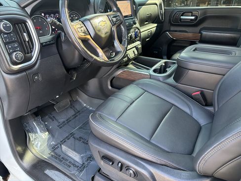 Used 2020 Chevrolet Silverado 3500 High Country w/ Technology Package AWD/4WD image 20