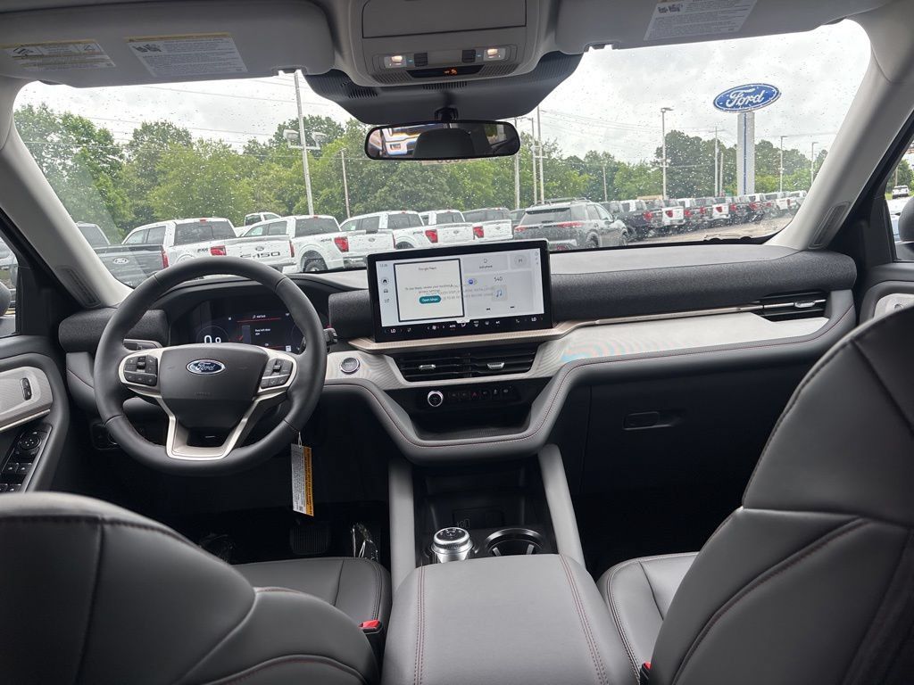 New 2026 Ford Explorer Active w/ Active Comfort Package RWD image 18