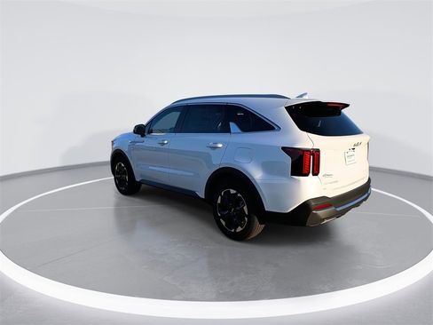 New 2026 Kia Sorento S w/ S Panoramic Sunroof Package image 6