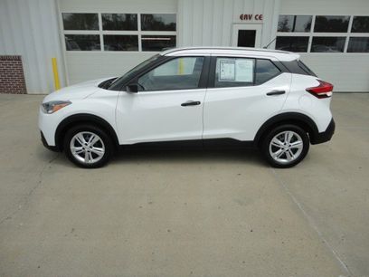 Used 2020 Nissan Kicks S