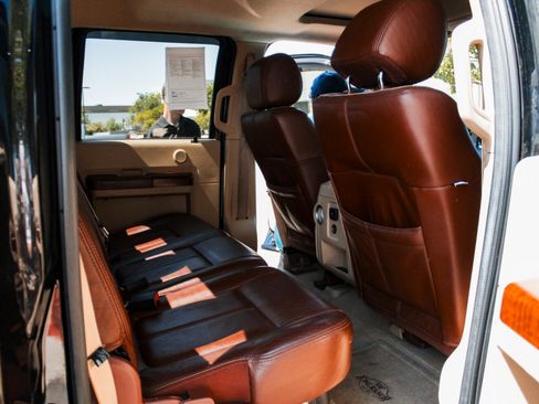 Used 2012 Ford F350 King Ranch w/ King Ranch w/Chrome Pkg AWD/4WD image 27