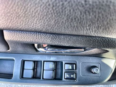 Used 2013 Subaru Impreza 2.0i Premium image 17