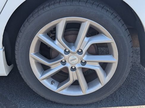 Used 2014 Nissan Sentra SR FWD image 13