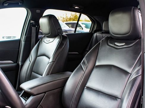 Used 2024 Cadillac XT4 Premium Luxury image 31