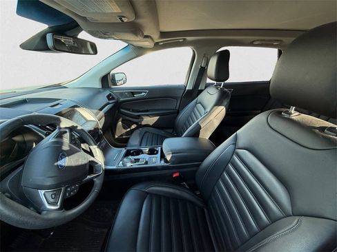 Used 2020 Ford Edge SEL w/ Convenience Package image 7