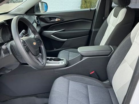 Used 2024 Chevrolet Trax LS image 10