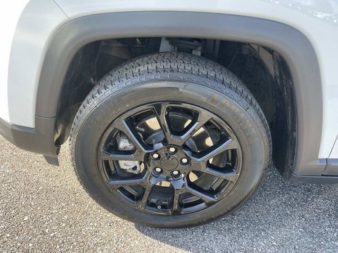 Used 2024 Jeep Compass Latitude w/ Convenience Group image 6