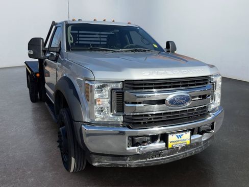 Used 2019 Ford F550 4x4 Regular Cab Super Duty image 7
