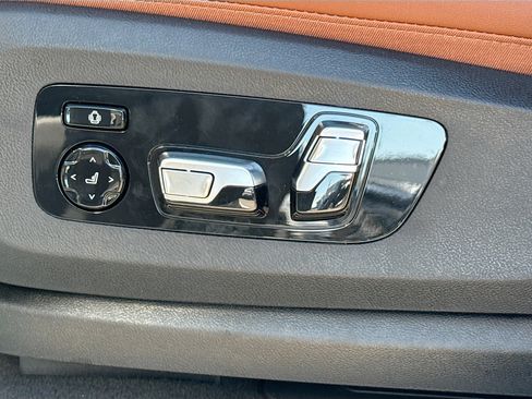 New 2026 BMW X7 xDrive40i w/ Executive Package image 26