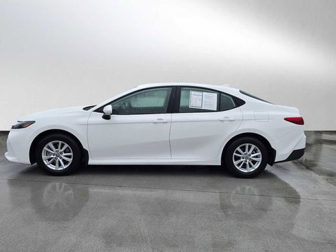 Certified 2025 Toyota Camry LE image 6