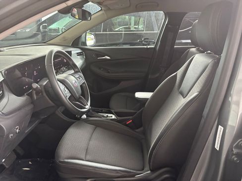 Used 2025 Buick Encore GX Preferred FWD image 29