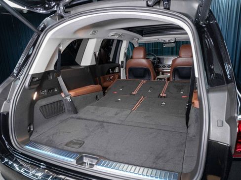 New 2025 Mercedes-Benz GLS 450 4MATIC image 8