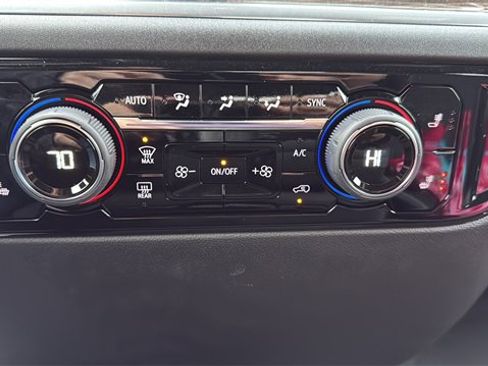 Used 2025 Chevrolet Silverado 3500 LT w/ All Star Edition image 16