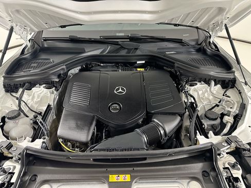 Used 2026 Mercedes-Benz GLC 300 image 31