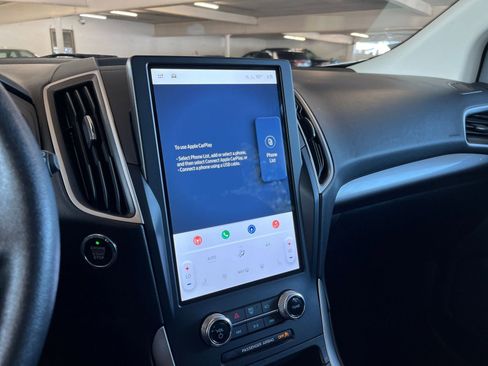 Used 2024 Ford Edge SEL image 21