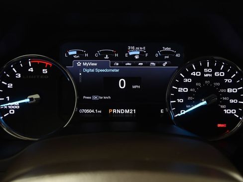 Used 2019 Ford F350 Limited AWD/4WD image 22