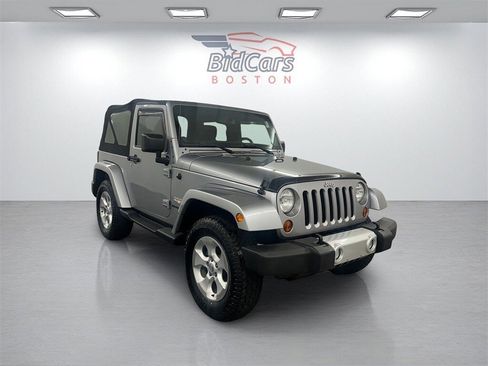 Used 2013 Jeep Wrangler Sahara w/ Dual Top Group image 3