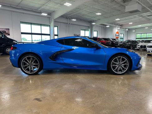 Used 2025 Chevrolet Corvette Stingray Preferred Cpe w/ Z51 Performance Package RWD image 9