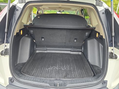 Used 2018 Honda CR-V EX image 12
