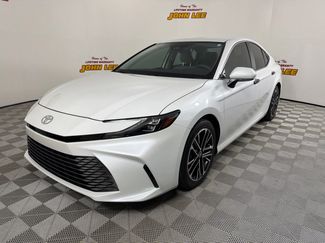 Used 2025 Toyota Camry XLE FWD video 1