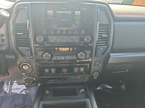 Used 2023 Nissan Titan PRO-4X w/ Pro-4x Convenience Package image 23