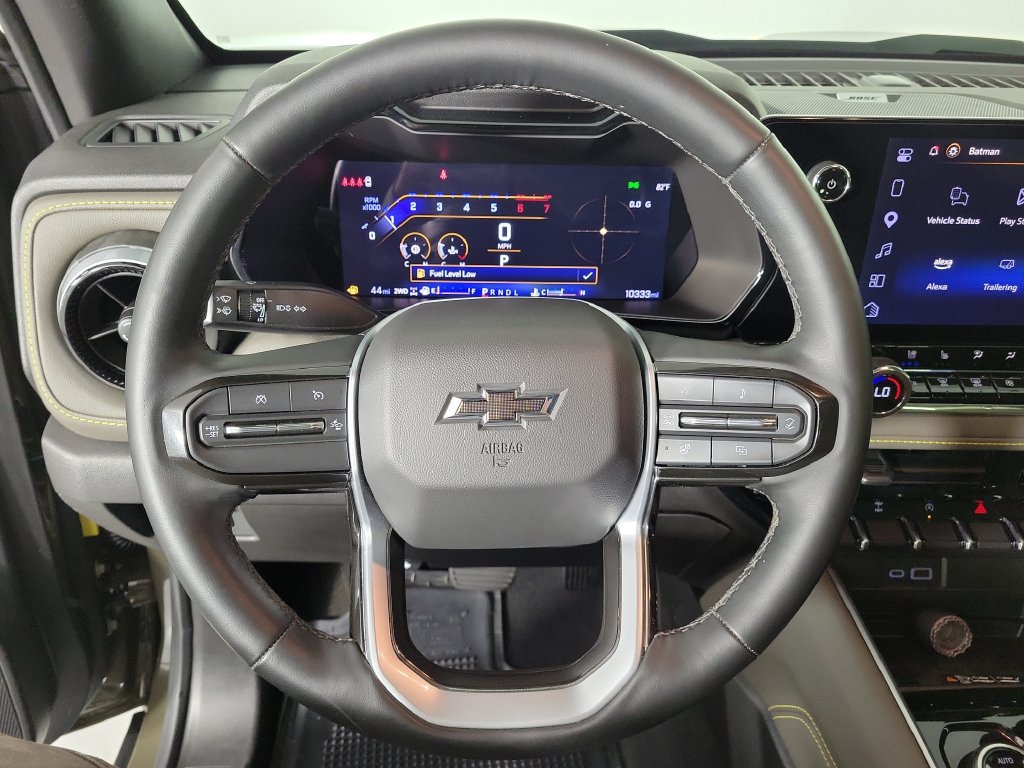 Used 2025 Chevrolet Colorado ZR2 w/ Technology Package AWD/4WD image 20