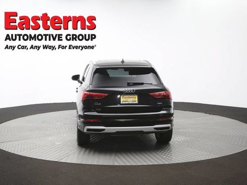 Used 2022 Audi Q3 2.0T Premium w/ Convenience Package AWD/4WD image 39