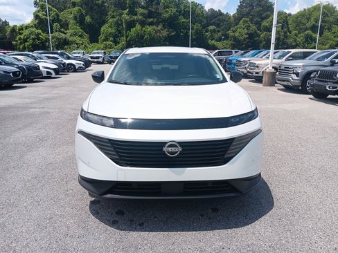 Used 2025 Nissan Murano SV FWD image 9